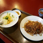 香港食館 - 焼きそばセット