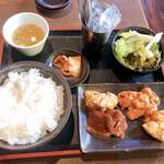 Shinden Sakaba Jounetsu Horumon - 情熱ホルモン定食
                        ご飯大盛り無料