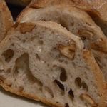 vollkorn - ヴァイツェンミッシュブロート（くるみ）