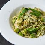 壁の穴 テラスモール湘南店