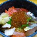 鮨 来多老 - 海鮮丼。
