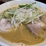 布施 細見商店 - 辛味噌ラーメン（太麺）（大盛）（￥950）