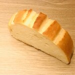 ブーランジェリー ラ・テール - ジャージー牛乳のパン