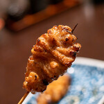 鳥田中 - 2019.12 丹波地鶏 ぼんぺた串（220円）