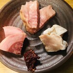 和洋酒菜 ひで - ミンククジラのホルモン３種