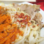 ラーメン二郎 - 粗挽き唐辛子投下～♪