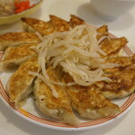 小白 - 焼餃子は1.5人前