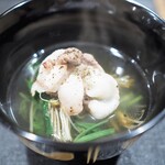 津の守坂 小柴 - 煮物　ツキノワグマのしゃぶしゃぶ　根セリ