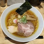 ふる川 - 醤油らーめん（大盛）…税込830円