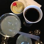 Paradise Lounge - 真上から撮影