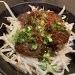牡蠣・海鮮居酒屋 蔵よし - やわらかハラミの鉄板焼き