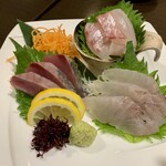 牡蠣・海鮮居酒屋 蔵よし - 刺身三点盛り