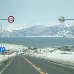 かねとも寿し - 路面に雪なし（望来付近）