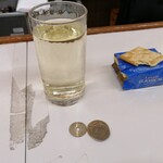 酒のデパート ヒトモト 立ち呑みカウンター - 