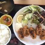 キッチンそらら - 宮島産カキフライ定食(1000円)