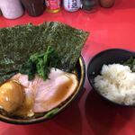 家系総本山 ラーメン 吉村家 - 