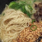 極とんラーメン - 極とんラーメン 麺の状態　(2019.12.16)