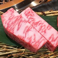 近江うし焼肉 にくTATSU 銀座店 - 塩もの４種盛り合わせ　サーロイン