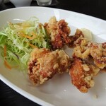 チャイナ食堂 彩菜房 - Ａランチの鶏唐揚げ