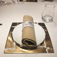 メゾン ポール・ボキューズ - 