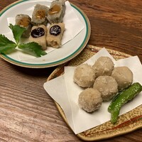 京都 権太呂 本店 - 生麩田楽揚がってます。美味しかった♫
                      小芋の唐揚げ　共に６００円。