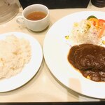 洋食屋さん - ハンバーグ定食８００円