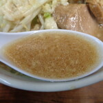 ラーメン二郎 - 一番しっくるくるスープ