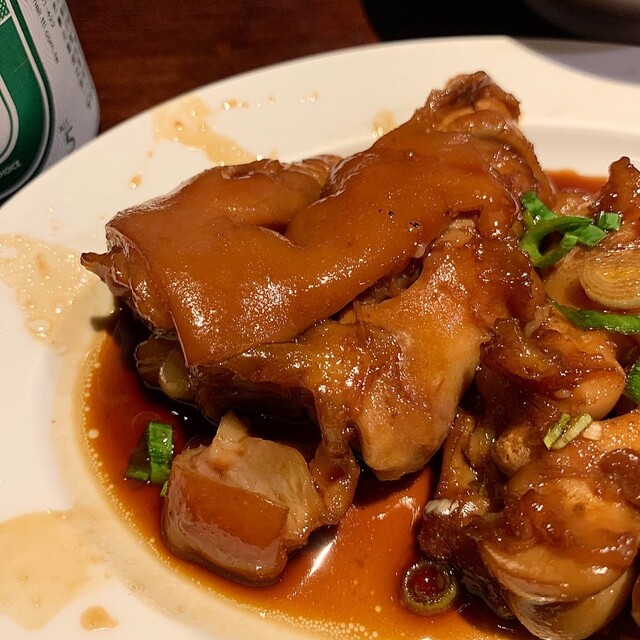 富覇王猪脚 （富覇王豬脚極品餐庁） - 南京東路駅周辺/台湾料理