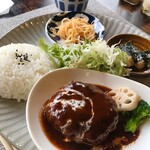 古民家カフェ デイライト - デミグラスソースハンバーグ