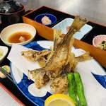 お食事処 八兆 - ハタハタの唐揚げ御膳   骨まで旨い！