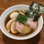 麺屋 藤むら - 料理写真:特製中華そば990円