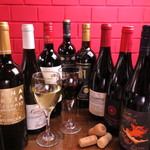 ルーシースタンドダイニング - ワイン通の店長厳選ワイン