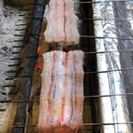 旬ものと日本酒 とみ笑 - 児島湾の青鰻２