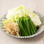 蔬菜拼盘 (卷心菜、韭菜、牛蒡)