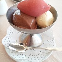 レオーネ・マルチアーノ - ジェラートの盛り合わせ（2019.11）