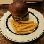 ブッチャーズ クリーム - テリヤキチーズバーガー＆ポテト。