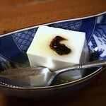 TAKEUCHI - 牛乳豆腐・・ほんのり牛乳の味わいがします。お出しが美味しい。
