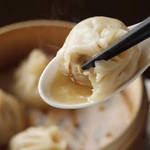 上海喰酒場 酔拳 - 熱々小籠包