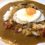 カレーや マドラス - 目玉焼きトッピング