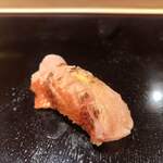 鮨みなと - キンキ　炙って辛子を乗せて