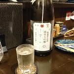 炭火焼鳥 鶏拓 - 荷札酒(純米大吟醸、無濾過生原酒)