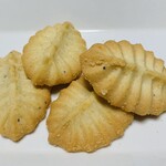 オーサム ストア - 「紅茶リーフクッキー」は、香りは良いのですが…