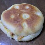 ラトリエ・ドゥ・バン - ひき肉入りタラトゥイュのフォカッチャサンド