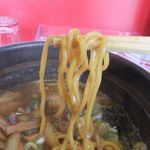 らーめん巖窟王 - 結構、太麺