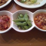 リップル - チキンのトマト煮　枝豆　豆の煮物