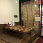 くるめラーメン ぼたもち - 店内雰囲気
