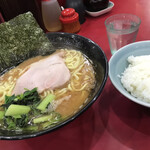 ラーメン 杉田家 千葉祐光店 - 