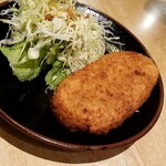 甲東軒 - 手作りコロッケ