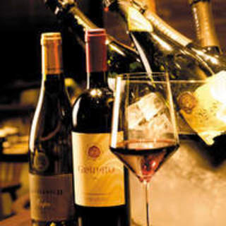 イタリア直輸入、イタリアフランスなど名醸ワイン800種類