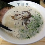金田家 さくら亭 - 黒豚ラーメン700円